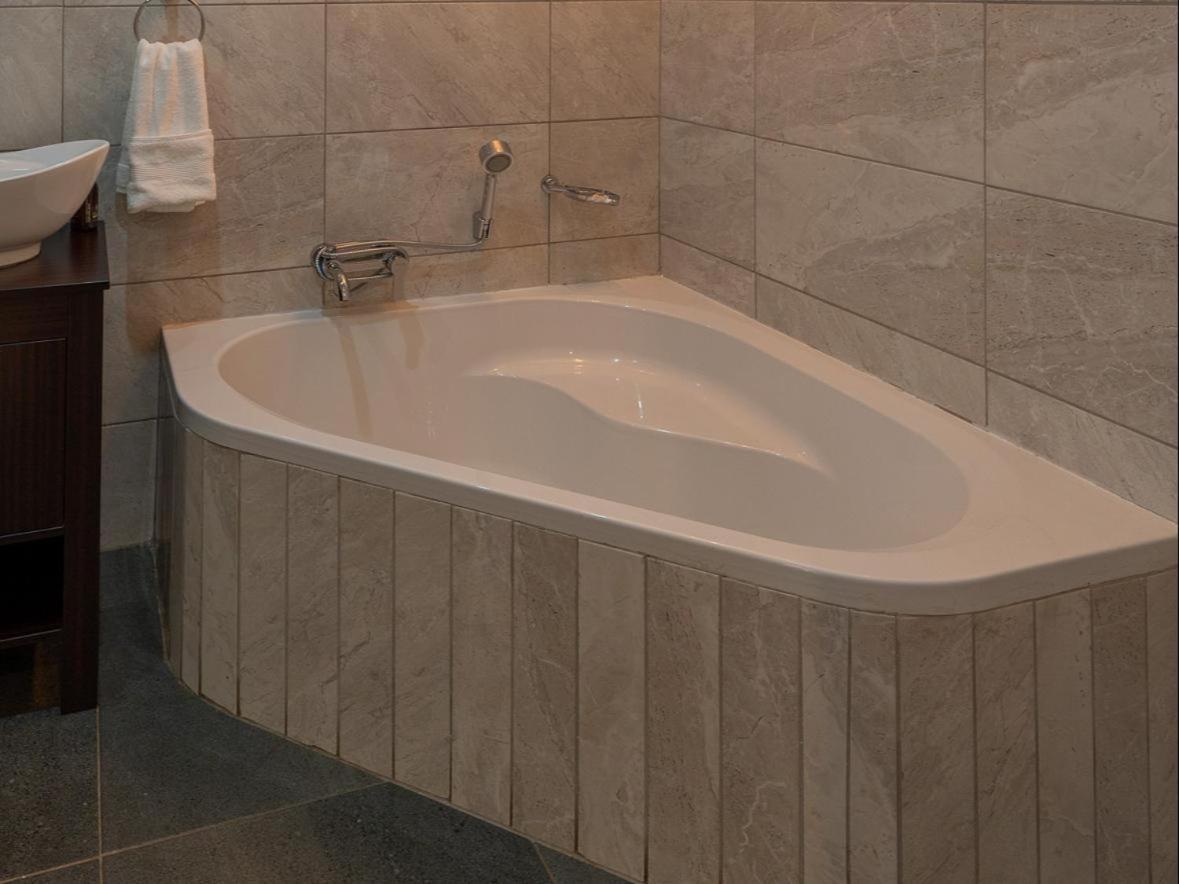 Familia Guesthouse & Boutique Hotel غروبليرسدال الغرفة الصورة